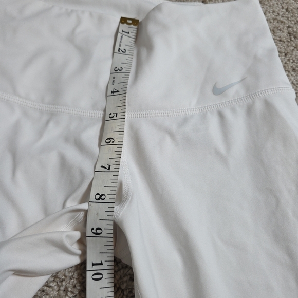 Nike Women's Sculpt Hyper Studio 7/8 Training Tights Sz Small White BQ8633 100 - Picture 10 of 10